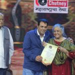 zee talkeis comedy award dharmendra